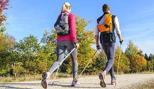 Nordic walking per adulti e bambini domani nel parco