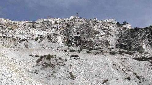 Legambiente: stop alle discariche in cava