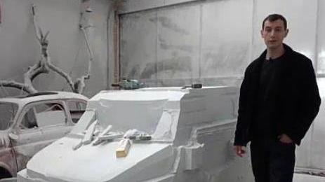 Dal marmo di Carrara nasce una Cinquecento