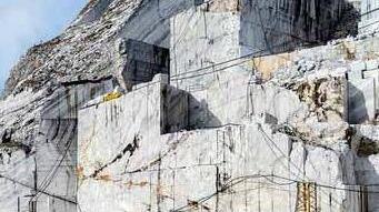 La Regione bacchetta il sindaco: «Da Firenze nessun ostacolo»