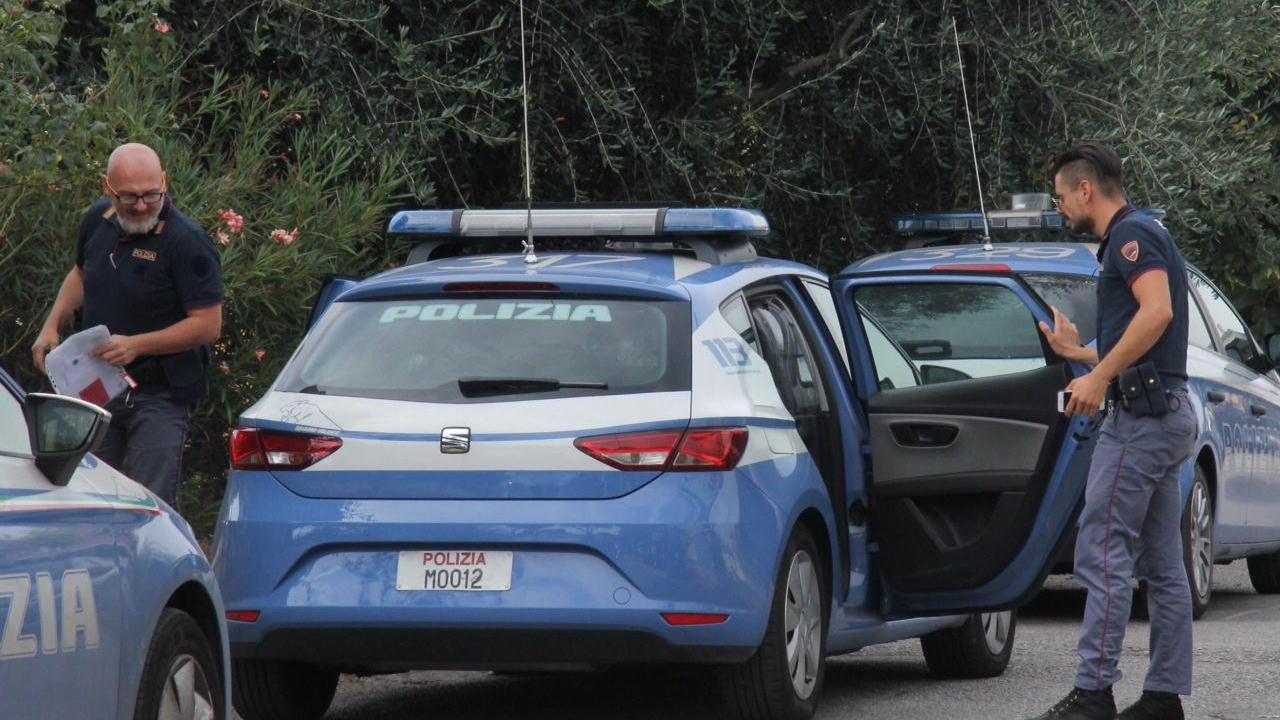 La polizia di Prato (foto d'archivio)