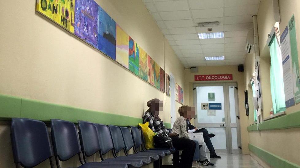 Trovato amianto coi lavori a oncologia