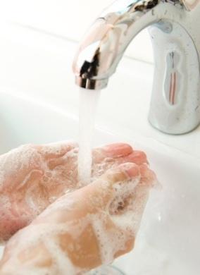 Impariamo a lavarci bene le mani