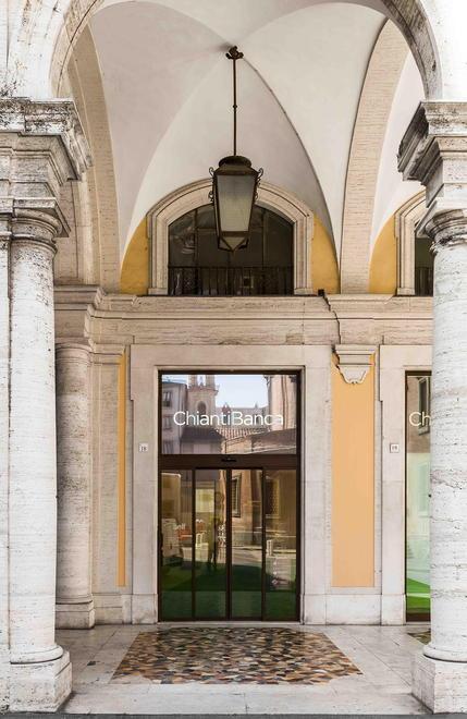 Nuovo istituto di credito sbarca in centro 