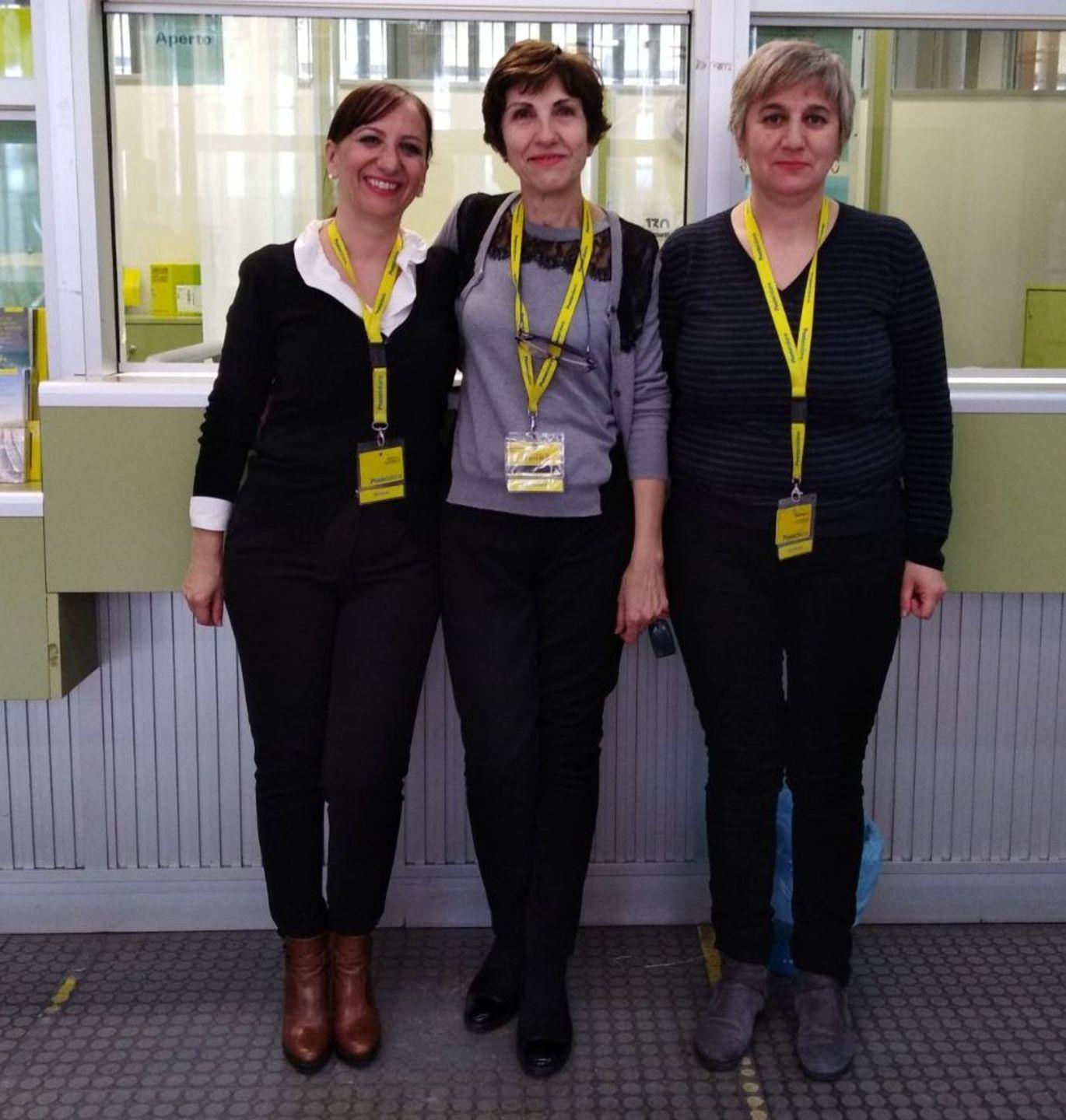 Un ufficio postale di sole donne