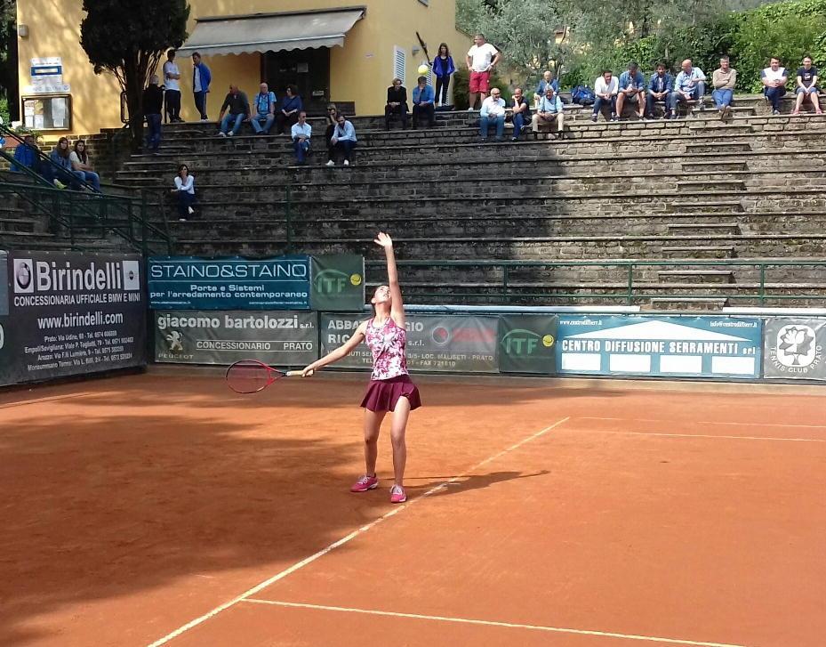 Beatrice Stagno sul campo del Tc Prato