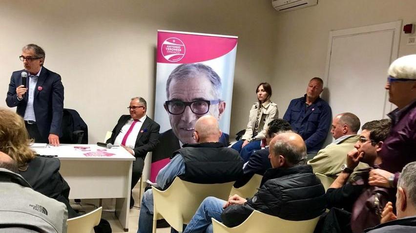 Incontro con Veronese sul litorale