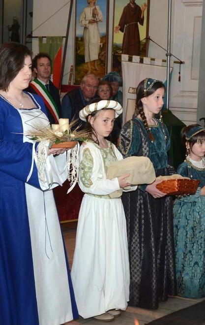 PORTA A TERRA VINCE IL PALIO DI S. ANASTASIA