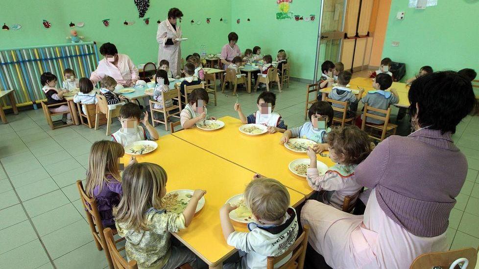 Asili nido, la mensa ai privati