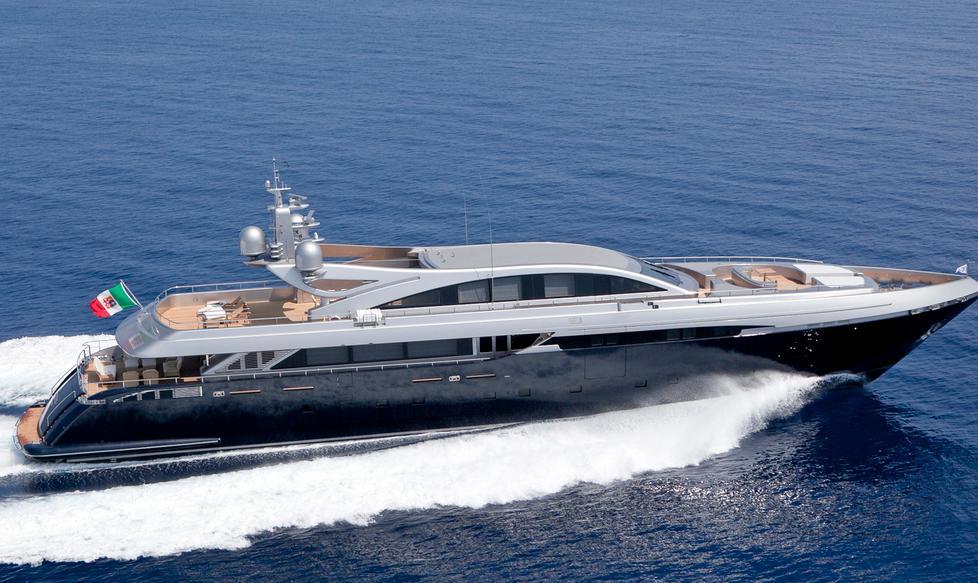 Il motoryacht Framura 3 di Codecasa