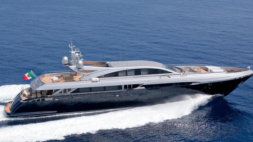 Il motoryacht Framura 3 di Codecasa