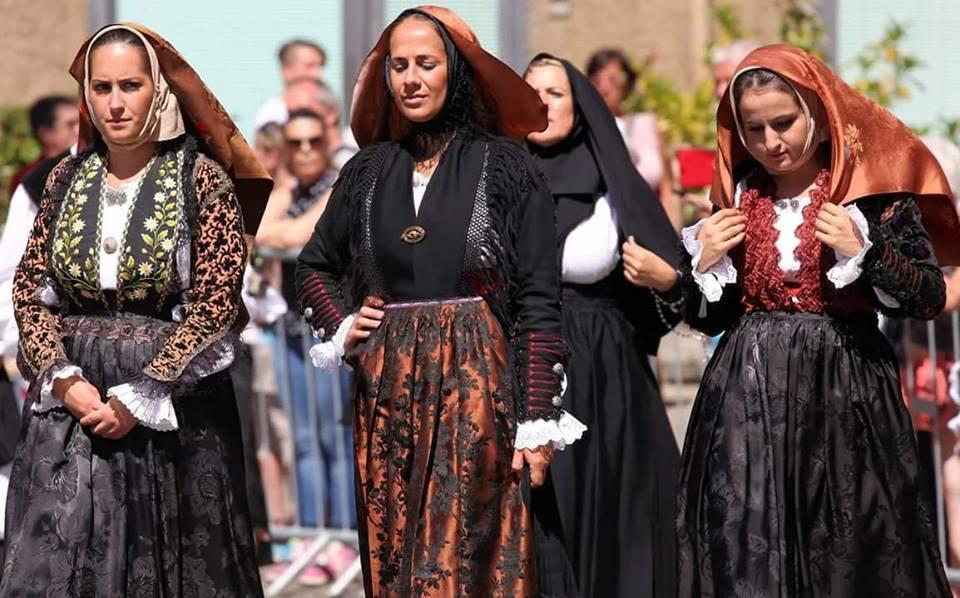 Abiti tradizionali di Codrongianos