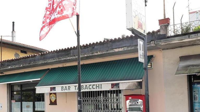 Il Bar Sport di viale Buozzi a Fucecchio (Foto Agenzia Carlo Sestini)