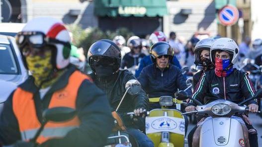 In Vespa per combattere la mafia