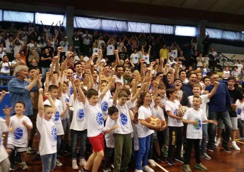 Basket, una domenica d’oro 