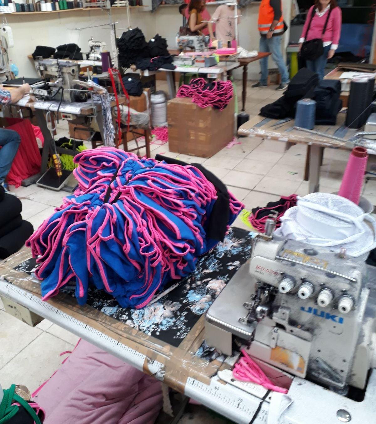Prato, fa lavorare un clandestino: sospesa l'attività di un cinese