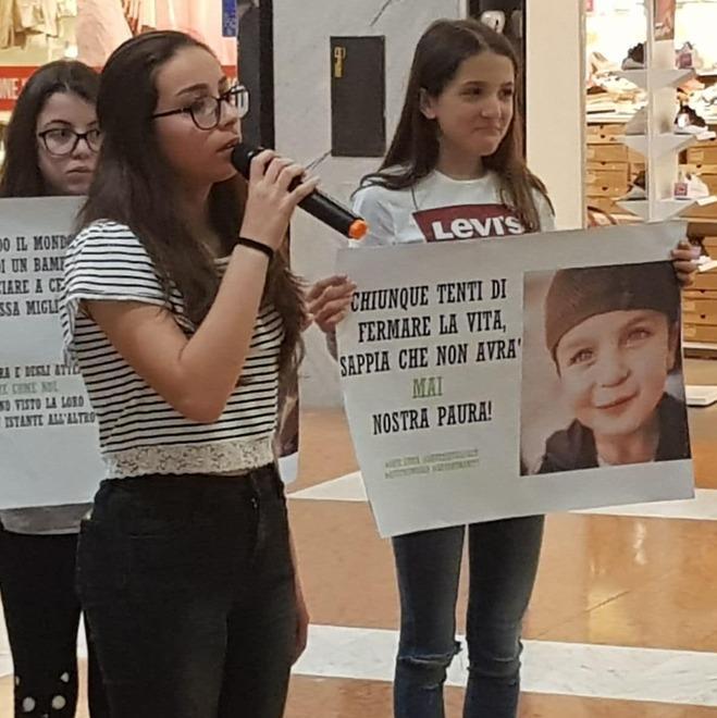 Flash mob contro la guerra in Siria 