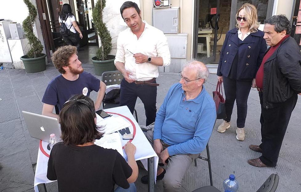 Al via la raccolta firme per Amore