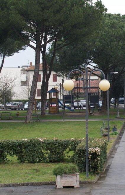 Minacciata e inseguita per un parcheggio 