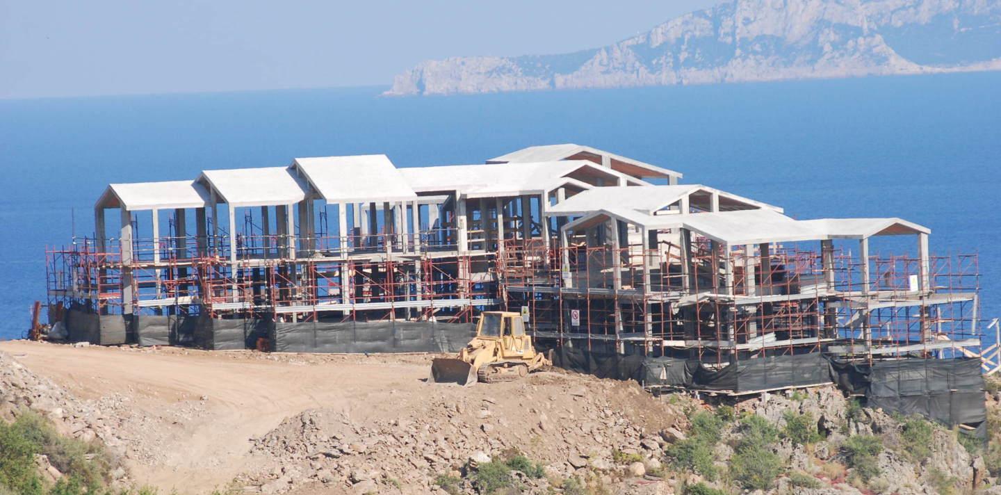 «No alle colate di cemento ma sì a hotel più moderni» 