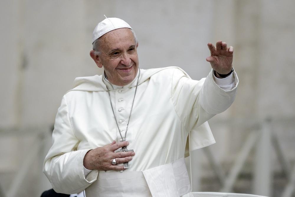 Bello avere un Papa come te. Prega per mia figlia malata 