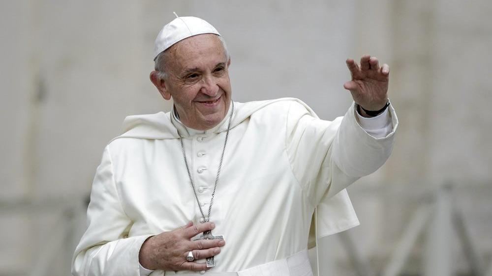 Bello avere un Papa come te. Prega per mia figlia malata