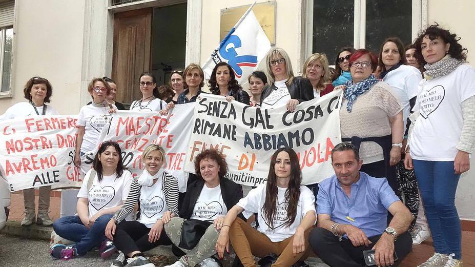 «Precari da 20 anni, e ora addio cattedra»