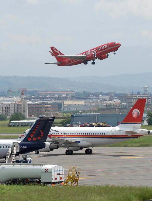 «Non ci interessa Ryanair a Firenze Bologna chissà...» 
