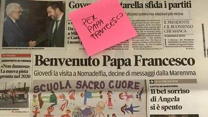 La copia del Tirreno per il Santo Padre