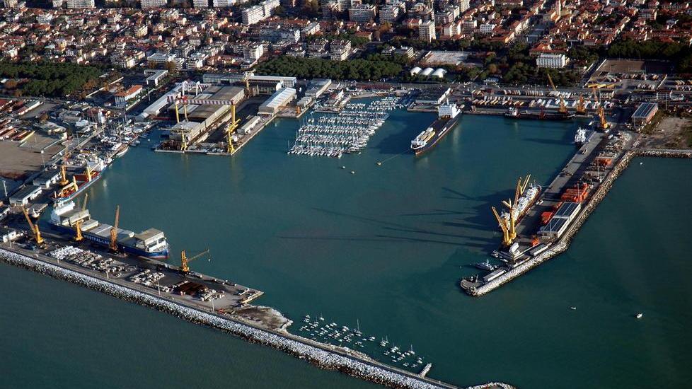 Dragaggio al porto È salva la stagione