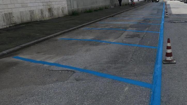 Prosegue l’operazione stalli blu: oggi nuovi posteggi in via degli Asili