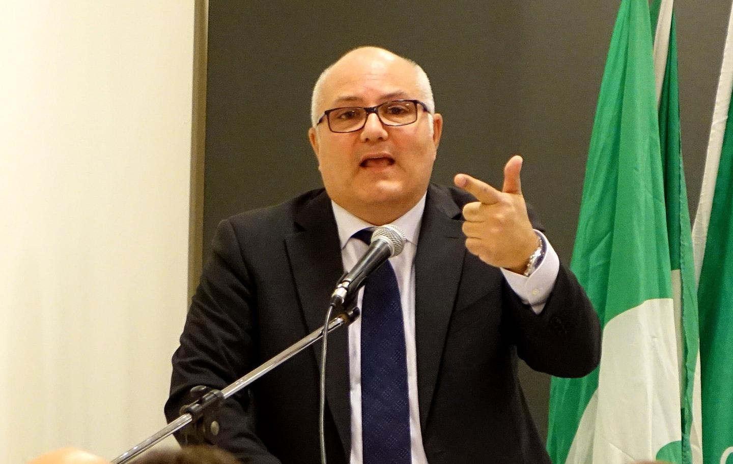 Lo scioglimento dell’Aras scatena accuse incrociate 