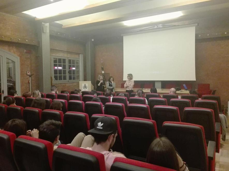 Prostituzione, un film girato dagli studenti 