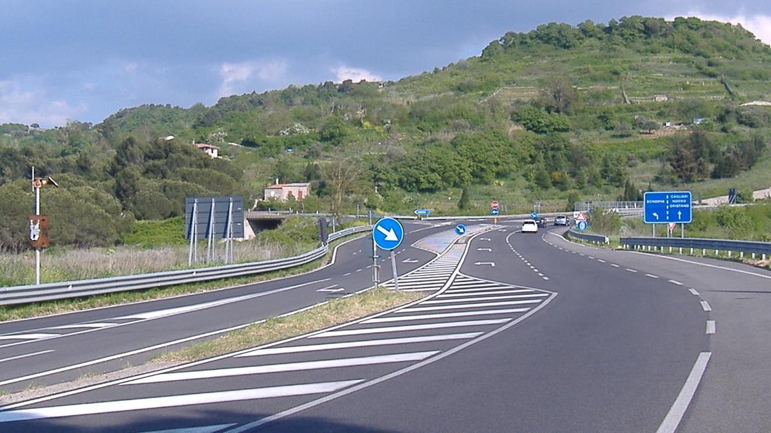 Via gli incroci a raso sulla 131: i lavori partono nel 2018