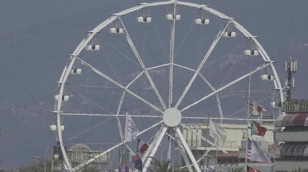 Torna la ruota panoramica e ci resterà per tre estati