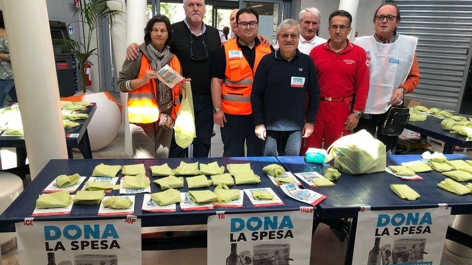 “Dona la spesa”, raccolti quasi due quintali di alimenti