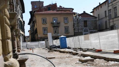 Emersione di reperti e collaudi: ecco perché i lavori vanno a rilento