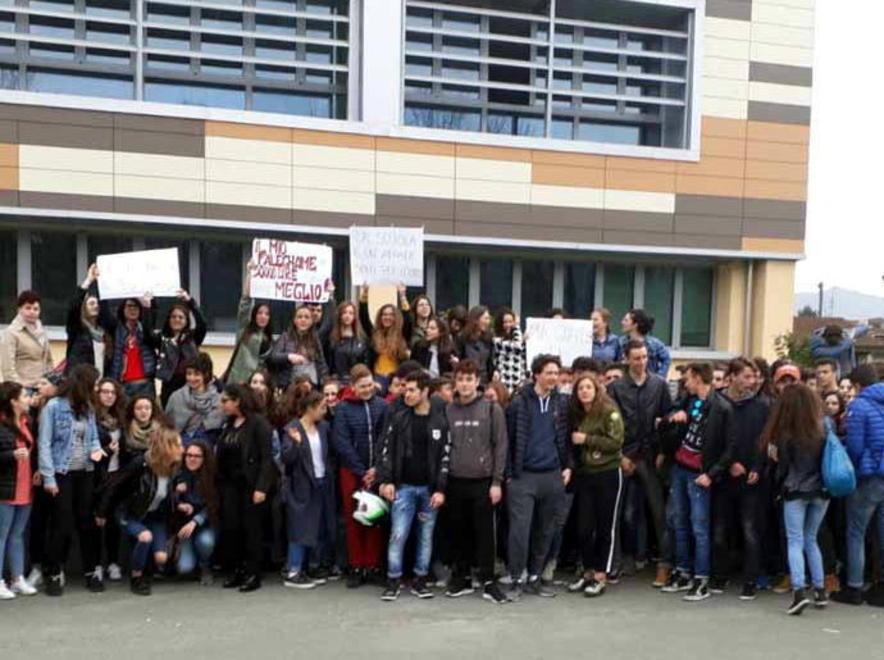 Infiltrazioni al Liceo Da Vinci: analisi ok e la puzza non c’è più