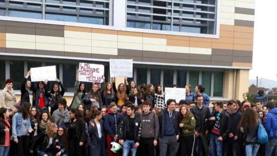 Infiltrazioni al Liceo Da Vinci: analisi ok e la puzza non c’è più