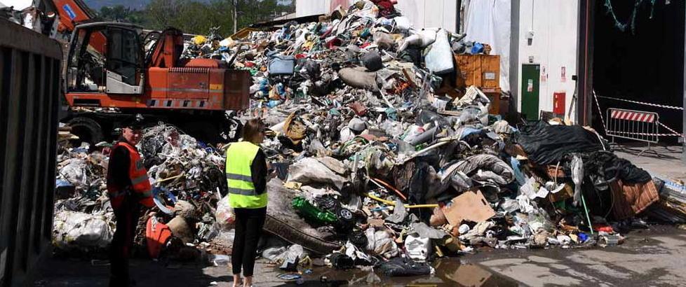 Timori No Costa: i rifiuti inquinano la falda acquifera di Albiano Magra 