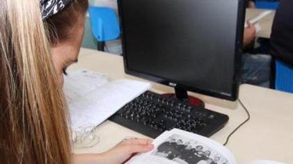 Ma è saltato l’incontro con i ragazzi nel teatro
