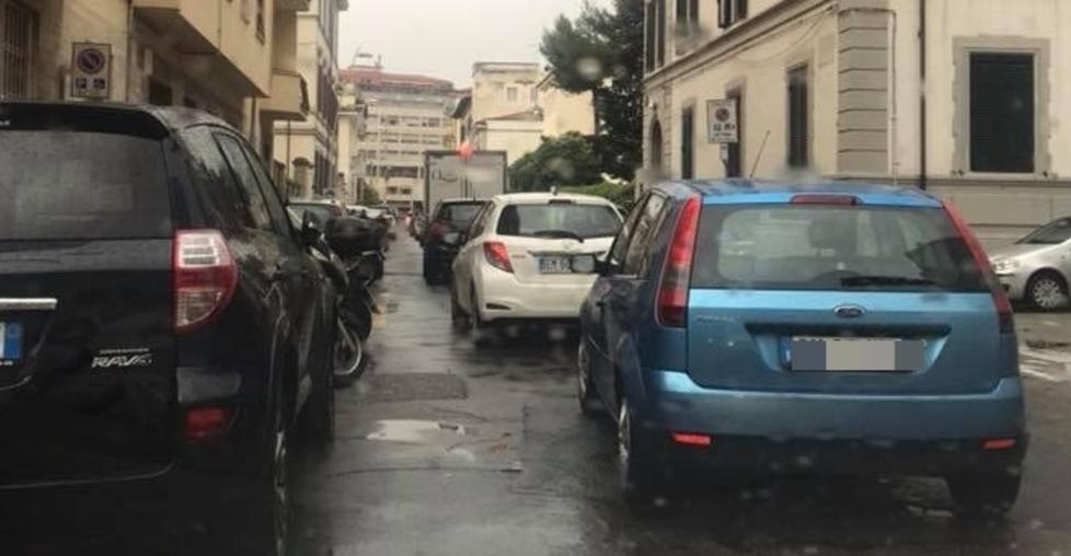 Nuova viabilità in Borgo il doppio senso slitta a oggi 