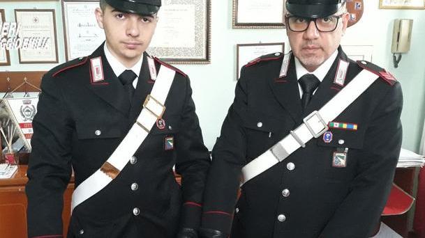 Spacciava stupefacenti in centro pusher arrestato dai carabinieri