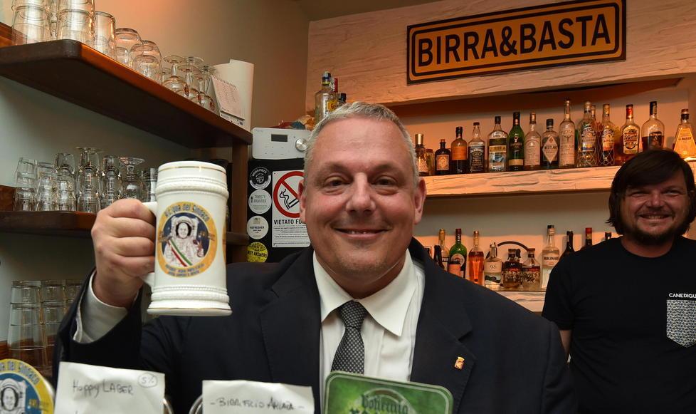 L’acqua del sindaco diventa birra 