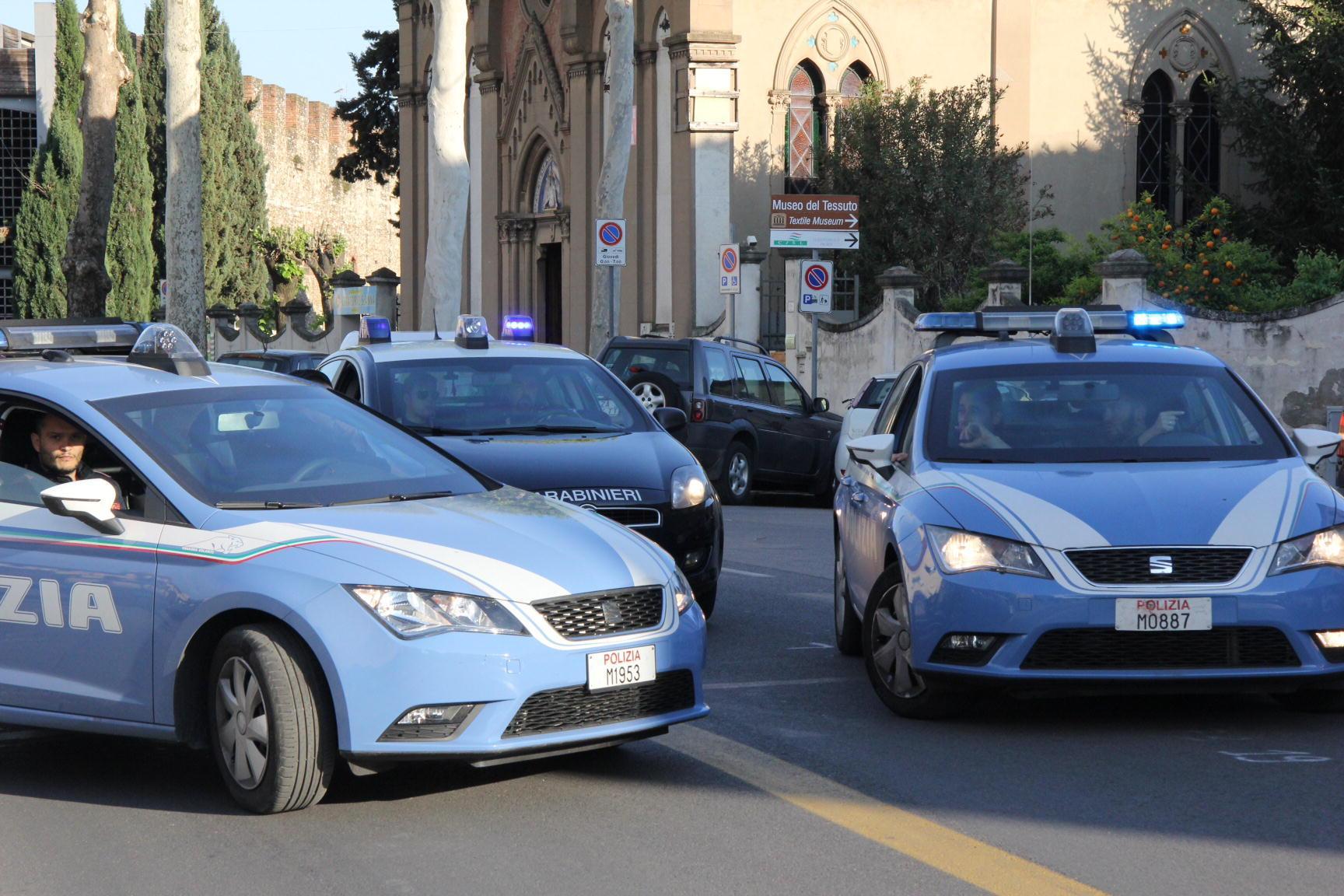 Le volanti della polizia (archivio)