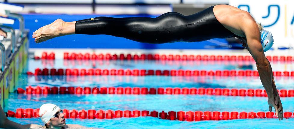 In piscina l’ospite d’onore è Rosolino 