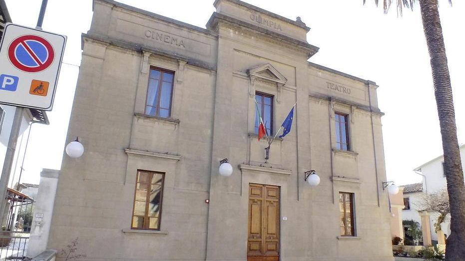 In scena “I burosauri” di Ambrogi