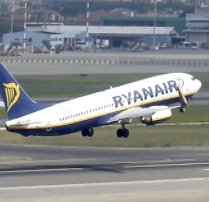 Ryanair aumenta le frequenze per l’alta stagione