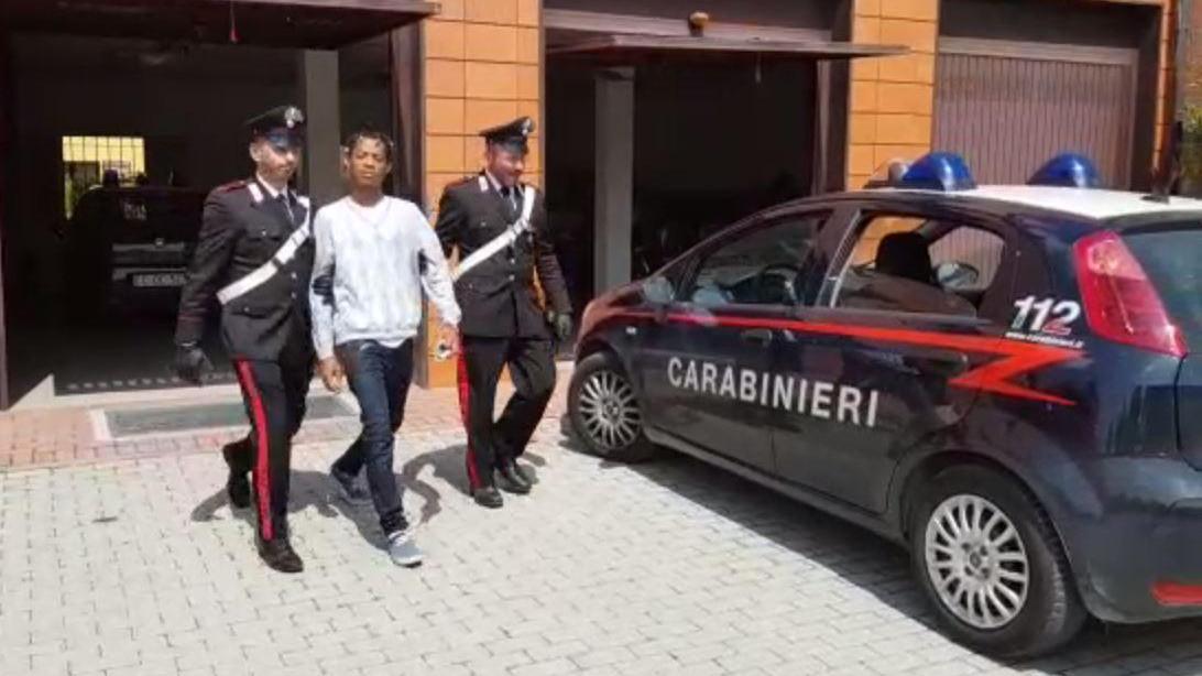 Correggio, richiedenti asilo spacciano ai minori: un arresto
