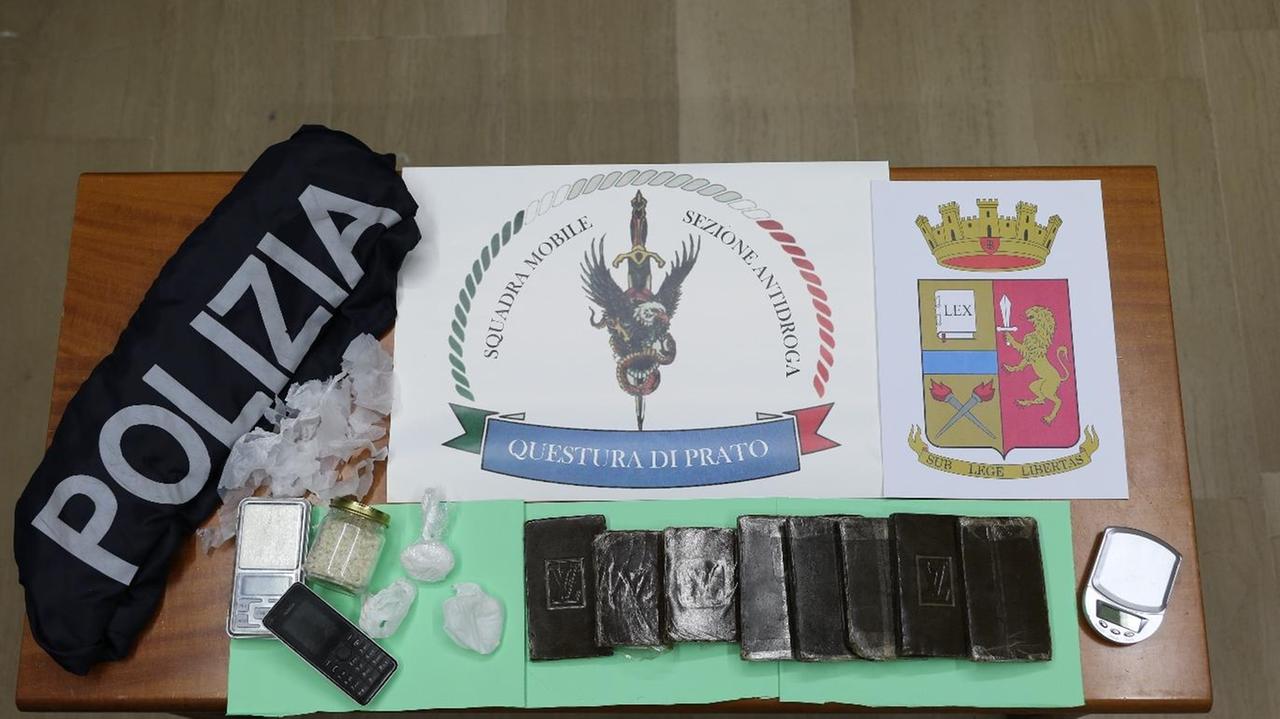 La droga sequestrata dalla polizia
